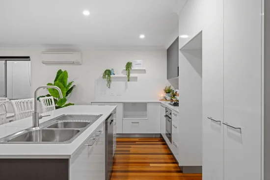 9 Edinburgh Street, Victoria Point, Qld 4165-Image