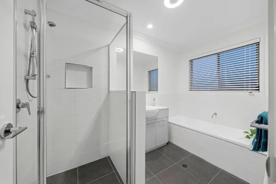 9 Edinburgh Street, Victoria Point, Qld 4165-Image