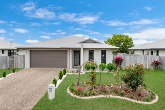 9 Epping Way, Mount Low, Qld 4818
