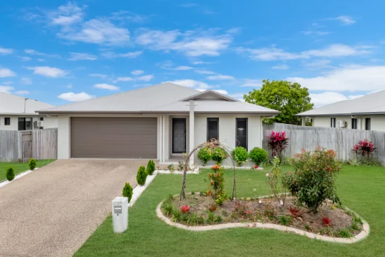 9 Epping Way, Mount Low, Qld 4818