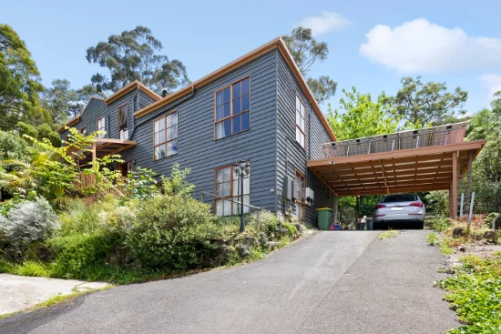 9 Ferguson St, Upwey, Vic 3158