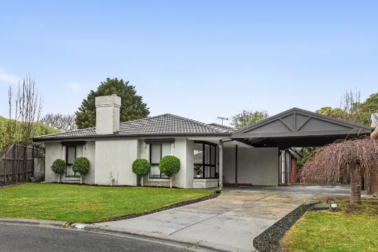 9 Francesca Court, Frankston, Vic 3199