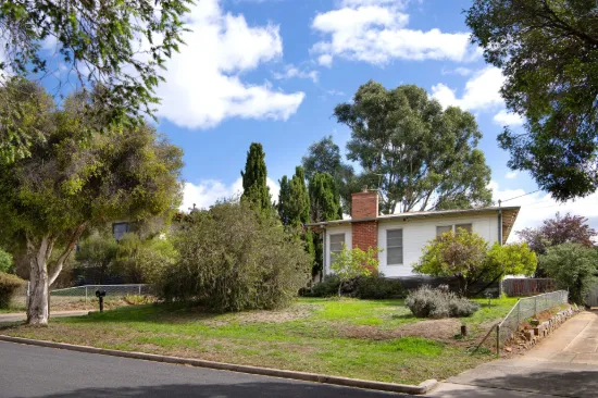 9 Freeman Street, Castlemaine, Vic 3450