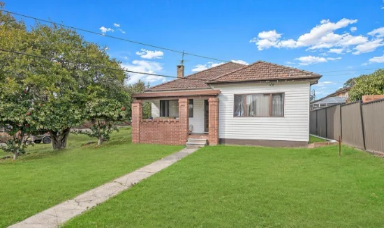 9 Fuller Street, Seven Hills NSW 2147 - For Rent