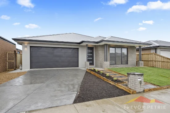 9 Grassy Street, Winter Valley, Vic 3358