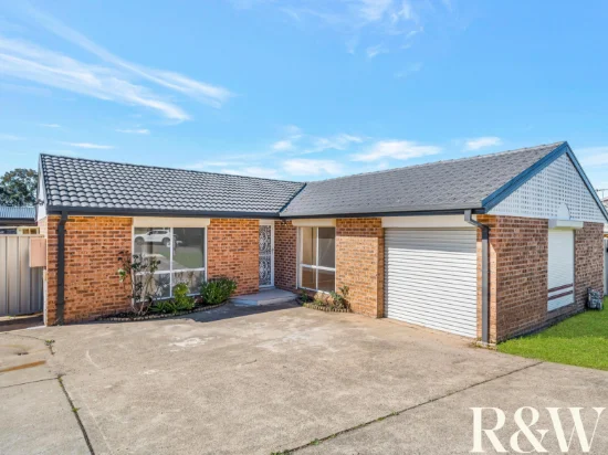 9 Grebe Place, Hinchinbrook, NSW 2168