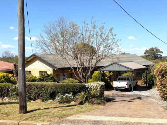 9 Hagan Ave, Coonabarabran, NSW 2357