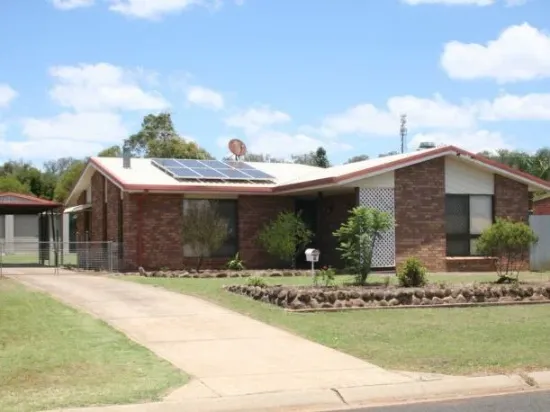 9 Hass Street, Oakey, Qld 4401