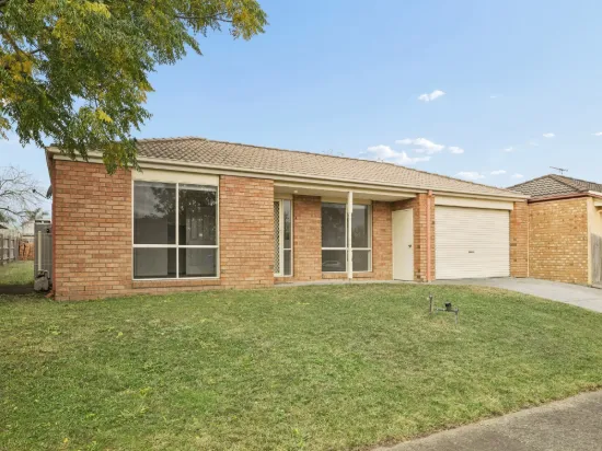 9 Hatten Place, Berwick, Vic 3806