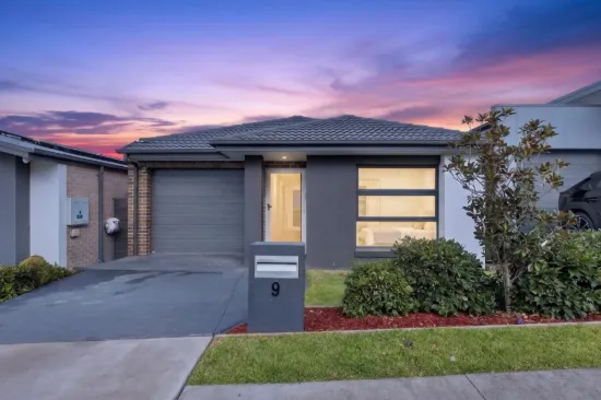 9 Hedge Street, Oran Park, NSW 2570