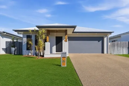 9 Hestia St, Burdell, Qld 4818