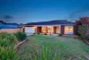 9 Homestead Close, Melton West, Vic 3337