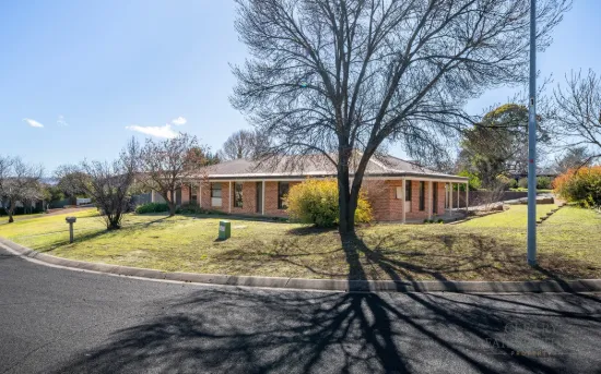 9 Jamison Place, Windradyne, NSW 2795