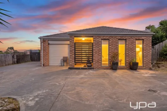 9 Johansen Place, Darley, Vic 3340