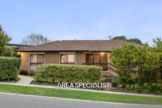 9 Joseph Banks Crescent, Endeavour Hills, Vic 3802 - For Rent