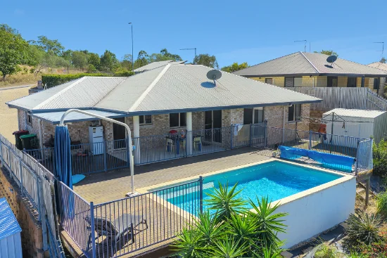9 Julius Crescent, Clinton, Qld 4680