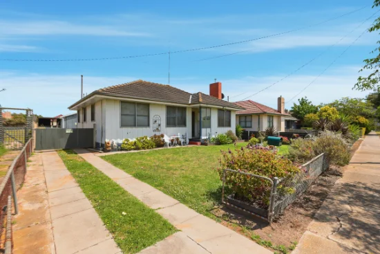 9 Knight Street, Maffra, Vic 3860