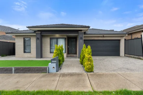9 KOOMBA CRESCENT, Greenvale, Vic 3059