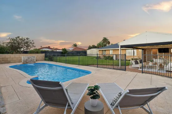 9 Lauder Place, Kinross, WA 6028