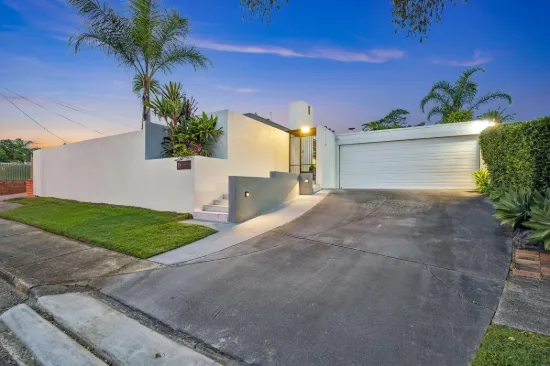 9 Lergessner Street, Biggera Waters, Qld 4216