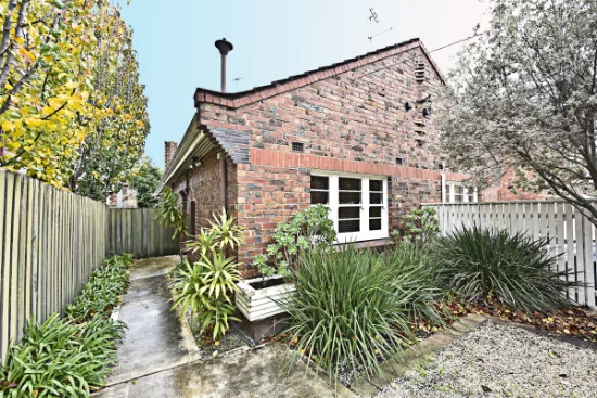 9 Lexton Grove, Prahran, Vic 3181 - For Rent