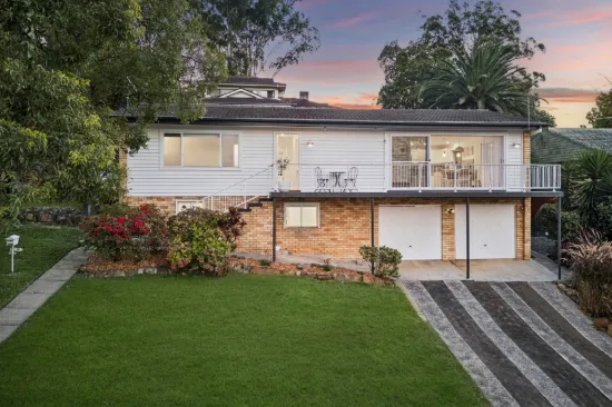 9 Lorraine Avenue, Point Clare, NSW 2250