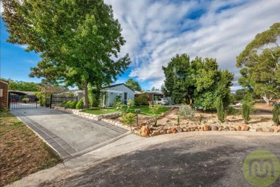 9 Lort Place, Chisholm, ACT 2905
