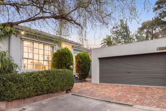 9 Manton Lane, Heidelberg, Vic 3084