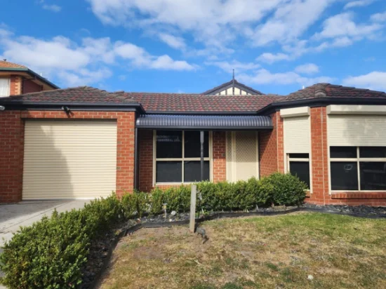 9 McIntyre Avenue, Roxburgh Park, Vic 3064 - For Rent