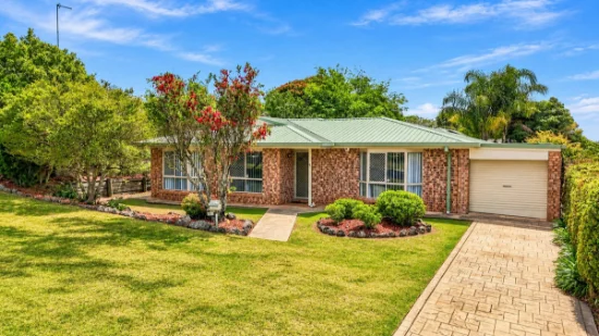 9 McIvor Street, Kearneys Spring, Qld 4350