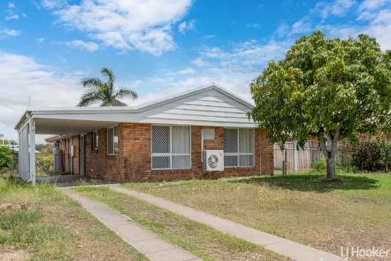 9 Michael Low Place, Norman Gardens, Qld 4701 - For Rent