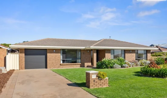 9 Mirrabooka Crescent, Hallett Cove, SA 5158