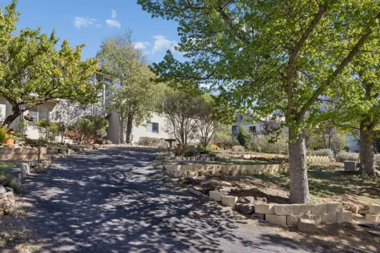 9 Moloola Avenue, Cooma, NSW 2630