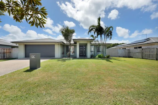 9 Monterrico Circuit, Beaconsfield, Qld 4740