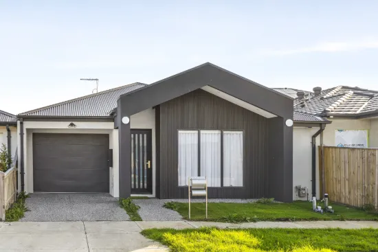9 Moonstone Road, Donnybrook, Vic 3064