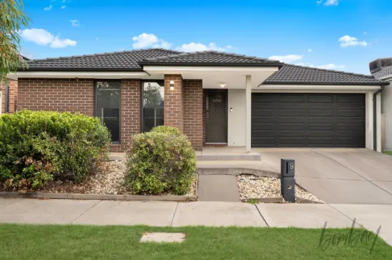 9 Morang Street, Mickleham, Vic 3064