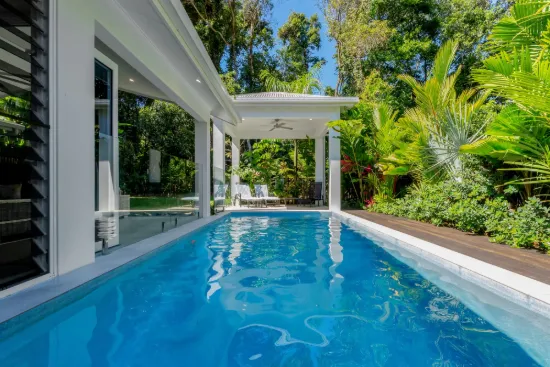 9 Muller Street, Palm Cove, Qld 4879