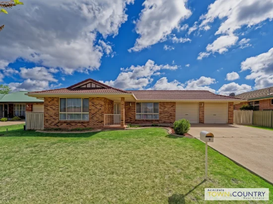 9 Newling Avenue, Armidale, NSW 2350 - For Sale