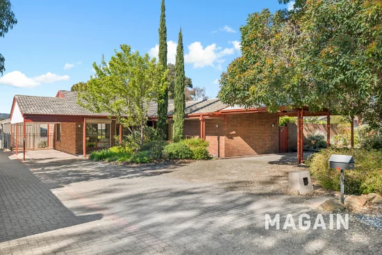 9 Oakridge Road, Aberfoyle Park, SA 5159