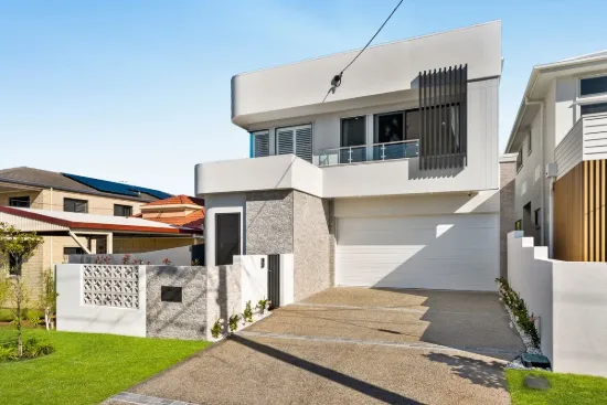 9 Osbourne Street, Scarborough, Qld 4020