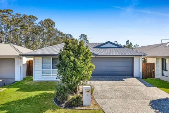 9 Pandorea Street, Deebing Heights, Qld 4306