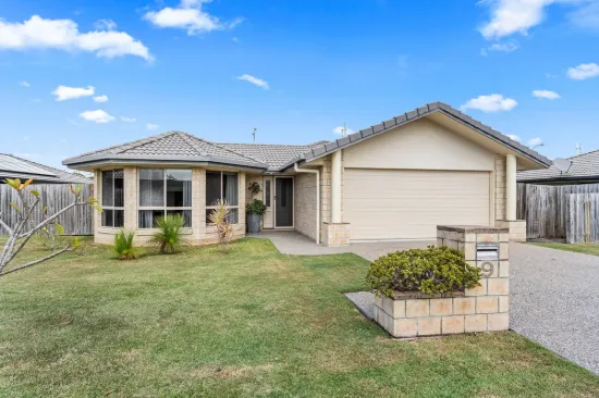 9 Parakeet Circuit, Kawungan, Qld 4655