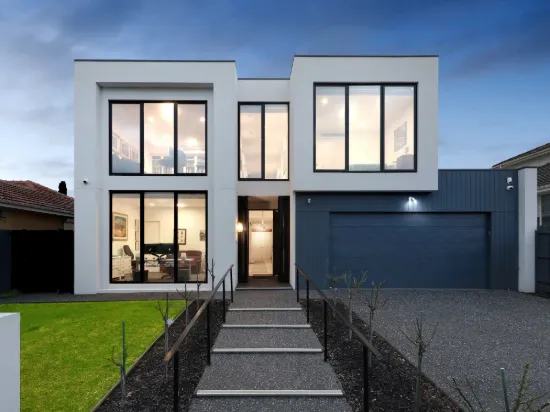 9 Parkmore Road, Bentleigh East, Vic 3165
