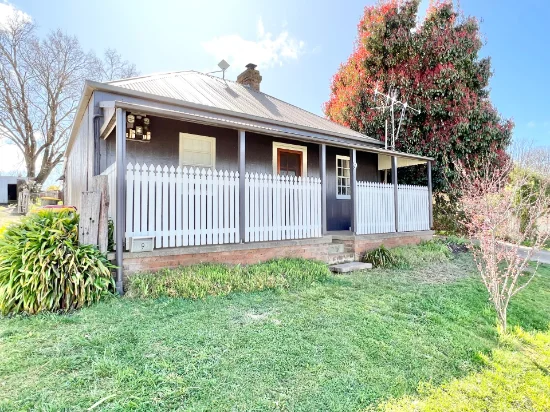 9 Pilcher Street, Millthorpe NSW 2798-Image