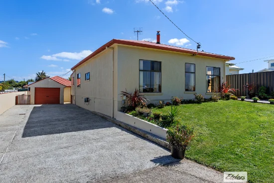 9 Plummer Court, Somerset, Tas 7322