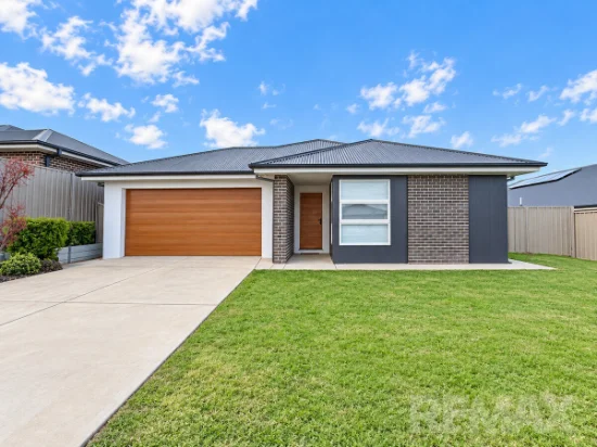 9 Quill Avenue, Boorooma, NSW 2650 - For Rent