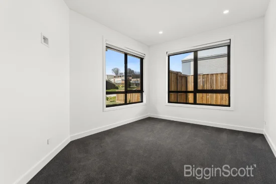 9 Raymond Street, Daylesford, Vic 3460-Image