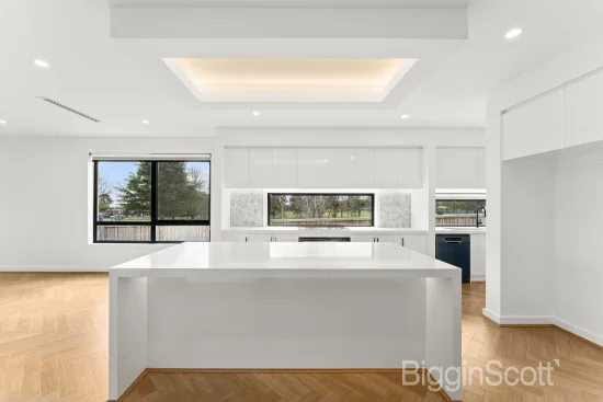 9 Raymond Street, Daylesford, Vic 3460-Image