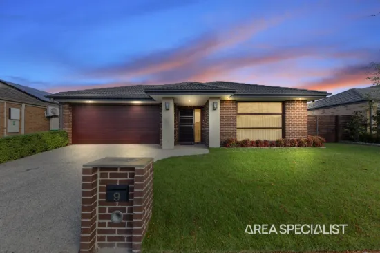 9 Red Gum Circuit, Pakenham, Vic 3810