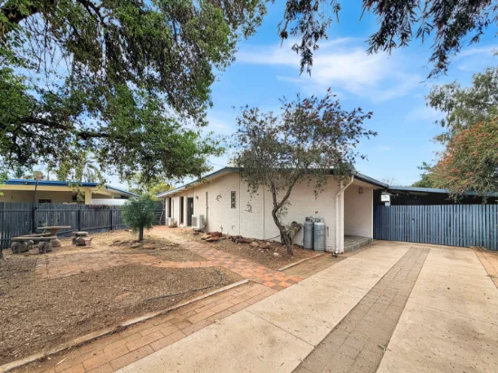 9 Roberts Crescent, Gillen, NT 0870